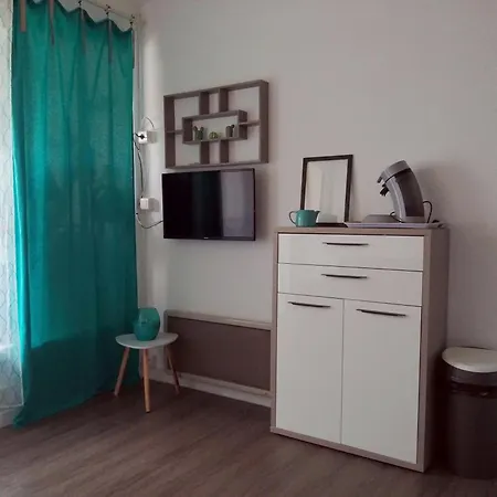 Bel 4 Personnes Dans Privee Avec Parking *