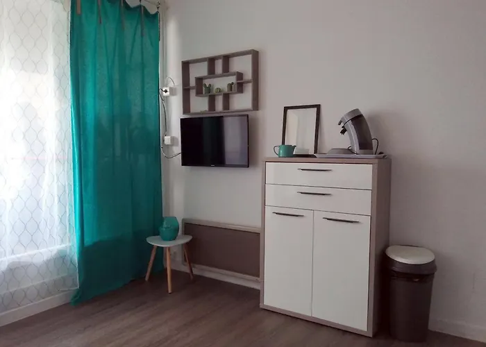 Bel 4 Personnes Dans Privee Avec Parking *