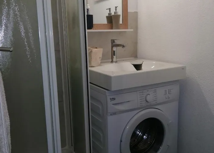 Bel 4 Personnes Dans Privee Avec Parking